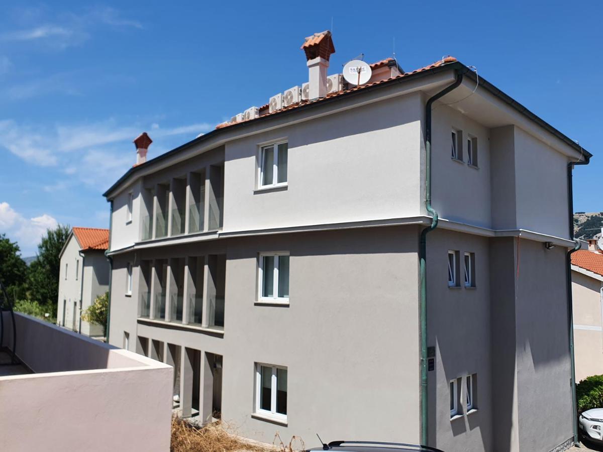 Vis A Vis Apartments Baška Dış mekan fotoğraf